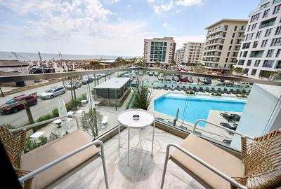 Ofer pentru inchiriere apartament 3 camere cu vedere frontala la mare - 10