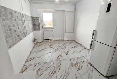 Pacurari - Kaufland, 3 camere renovat complet, 3 balcoane, 2 bai - 2