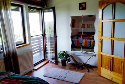 CASĂ DE VACANȚĂ ÎN COMARNIC - 13