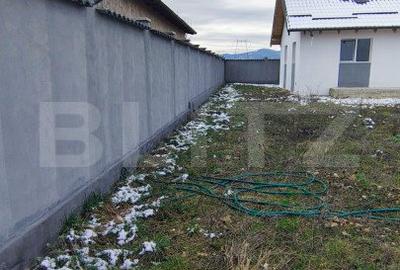 Casă de Vânzare cu 3 camere  în Cartierul Izvor, Tărlungeni - 11