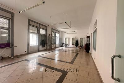 Piata Unirii 4 Camere | 180mp Etaj 2/3 | Palatul Bruck - renovat - 3