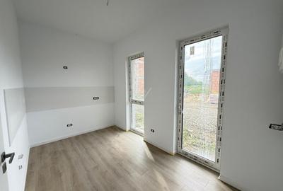 Comision 0! Gradina proprie.  Bucatarie inchisa. Loc de parcare. - 4