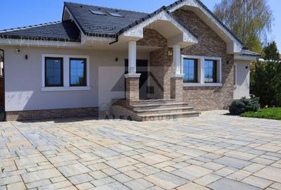 Casa deosebita cu 4 camere, 228 mp, Brașov - Cartierul Stupini - 1