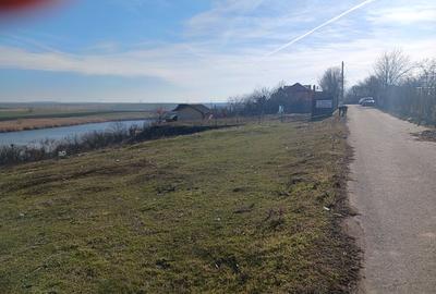 Intravilan cu iesire la lac Fundulea - 4