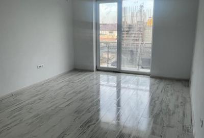 Garsonieră decomandată în Theodor Pallady