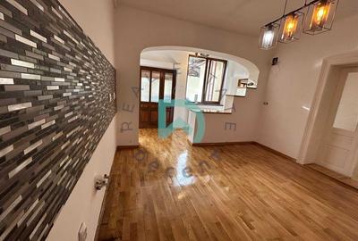 Casa renovata,  zona Grivitei, Brasov - 1