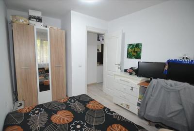 Exclusiv ! Apartament 2 camere Tractorul etajul 1 - 17