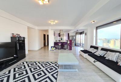Apartament cu 3 camere decomandat, mobilat în Central
