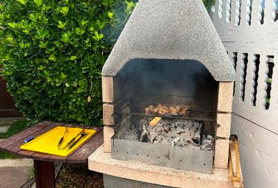 Casă de vânzare în Costinești. Casa se vinde cu tot cu mobila, electrocasnice. - 9