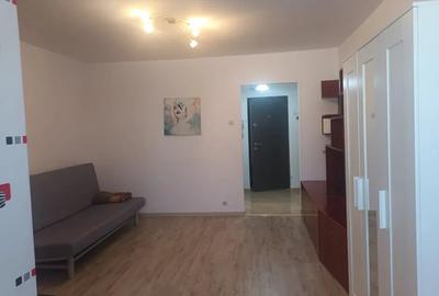 Dristor, garsoniera, 6 minute metrou, mobilat, utilat, renovata recent - 3