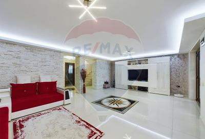 Casă cu 6 camere în 23 August (Cațelul)