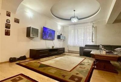 Casă individuală cu 7 camere în Vatra Luminoasă