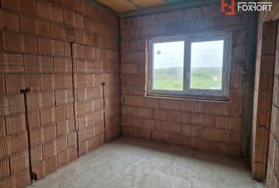 Duplex de vanzare cu 3 camere, zona Bucovat - 6
