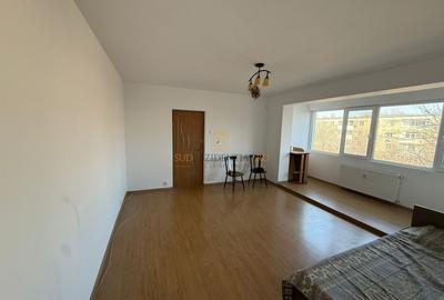 Apartament 3 camere semidecomandat, 2 balcoane, Bld Alexandru Obregia - 6