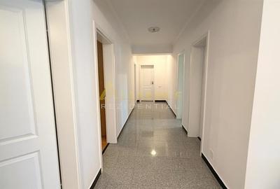 Vila spatioasa cu 9 camere, foisor, magazie, curte amenajata complet - 10