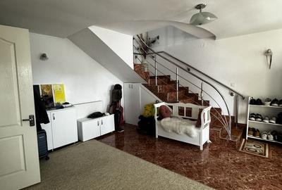 Casa de Vânzare cu lac - 7