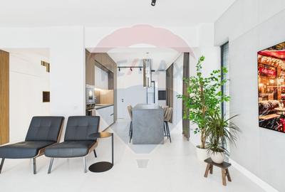 Casă cu 4 camere în Corbeanca