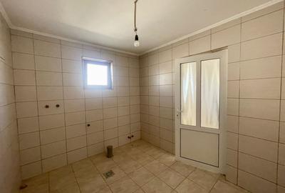 CASA RENOVATA + TEREN 3100 MP | CURTE SI GRADINA | FRATAUTII NOI - 12