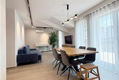 PENTHOUSE EXCLUSIVIST CU VIEW SI ACCES DIN LIFT , TRACTORUL , BRASOV - 1