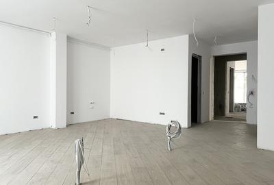 Apartament cu 2 camere decomandat în Torontalului