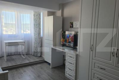 Apartament cu 3 camere, decomandate, zona Marasti - 1