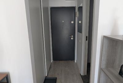 Garsonieră de închiriat, renovată în 2025, mobilată și utilată. - 3