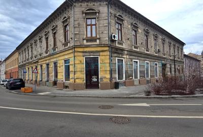 Spatiu comercial ultracentral cu vitrina de 700 mp, Oradea, Bihor - 17