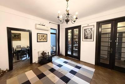 Apartament cu 4 camere decomandat în Cișmigiu