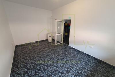 Casa individuala. 2 fronturi de pe 2 strazi (fata-spate) - 12