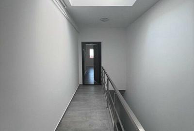 Apartament cu 3 camere decomandat în Dumbrăvița