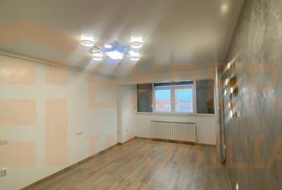 Apartament cu 2 camere decomandat în Casa de Cultură