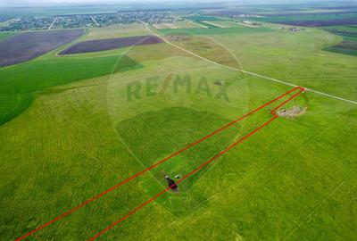 5 hectare teren agricol cu front la șosea, zona Sântana - 9