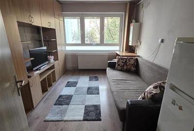 Garsoniera, zona Astra - Judetean