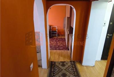 Comison 0 ! Apartament 2 camere cf 1 decomandat zona Micro 3 - 9