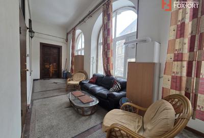 Apartament cu 2 camere semidecomandat, et 1, zona Centrala - 9