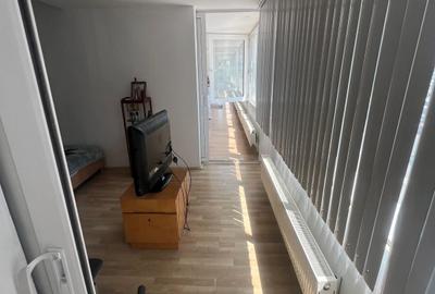 OFERTA DE VANZARE ! Apartament cu 4 camere et 1 pret 160.000 euro - 4