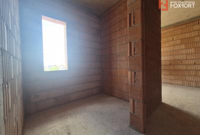 Duplex cu 4 camere de vanzare in localitatea Dumbravita - 17