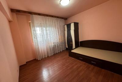 Apartament cu 2 camere semidecomandat, mobilat în Sălaj