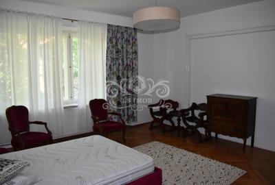 Vând vilă deosebită, cu 10 camere în Centrul Brașovului - 3