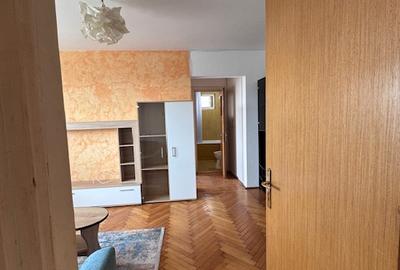 2 CAMERE -FERDINAND -Mihai Bravu - 4