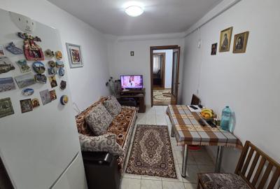 Apartament 3 camere str VICTORIEI - etajul 1 - 4