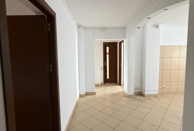 Alba Iulia - bd. Burebista - 3 camere nemobilate - 80mp - centrala proprie - 2