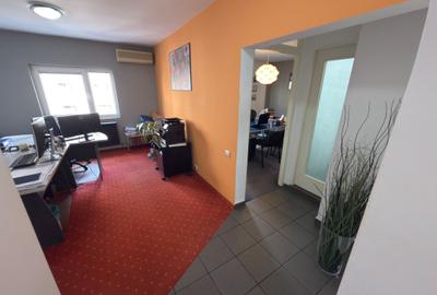 Apartament 3 camere, etajul 4, centrala,  Nerva Traian, str. Anastasie Panu 6 - 2