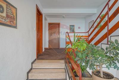 Comision 0 %! Pensiune cu 12 camere de vânzare, str. De Mijloc! - 20