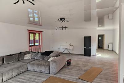 Casa de inchiriat in Gilau, la marginea padurii, constructie deosebita - 1