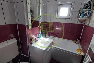 Apartament trei camere semidecomandat, etajul 5, Craiovita zona Niella - 6