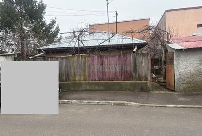 Teren cu casa demolabila din paianta Sos Alexandriei- Luk Oil. - 1