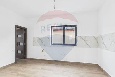Vila moderna 5 camere P+1 de vanzare in Crevedia - 9