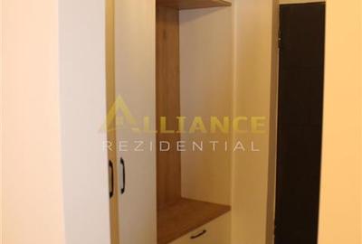 Apartament cu 3 camere decomandat în Obor