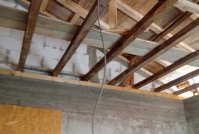 Casă cu 3 camere în Giulești